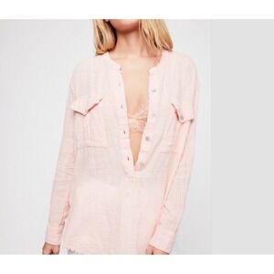 Free People Talk to Me‎ Crinkle Button Up Distressed Raw Hem Size S